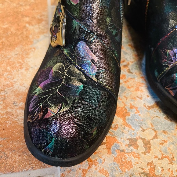 🥾NWOT! Fabulous HandMade Super Lady Star Arty Metallic & Fur Combat Style Boots - Picture 6 of 15